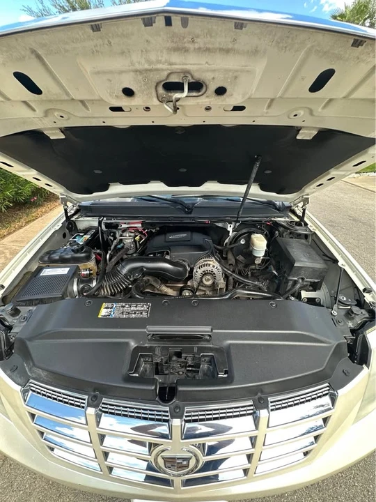 2007 Cadillac Escalade & EXT 3rd Gen - Image 8 of 16