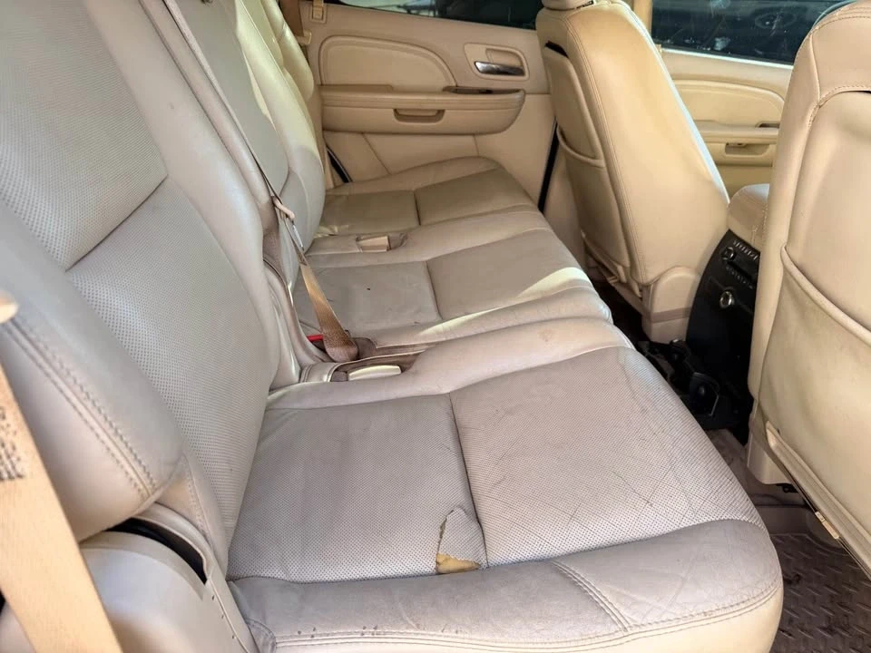 2007 Cadillac Escalade & EXT 3rd Gen - Image 8 of 16