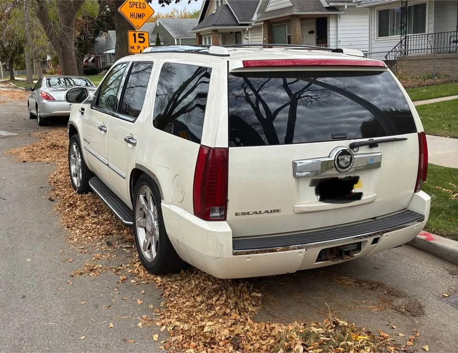 2007 Cadillac Escalade & EXT 3rd Gen - Image 5 of 5