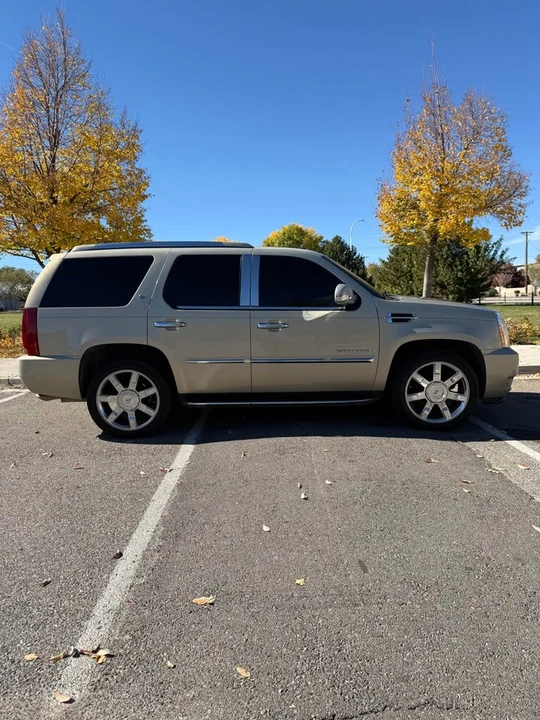 2007 Cadillac Escalade & EXT 3rd Gen - Image 5 of 9