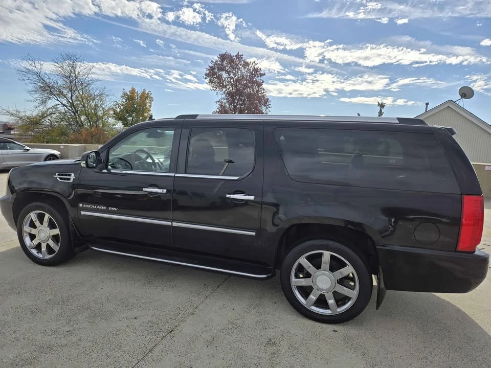 2007 Cadillac Escalade & EXT 3rd Gen - Image 16 of 19