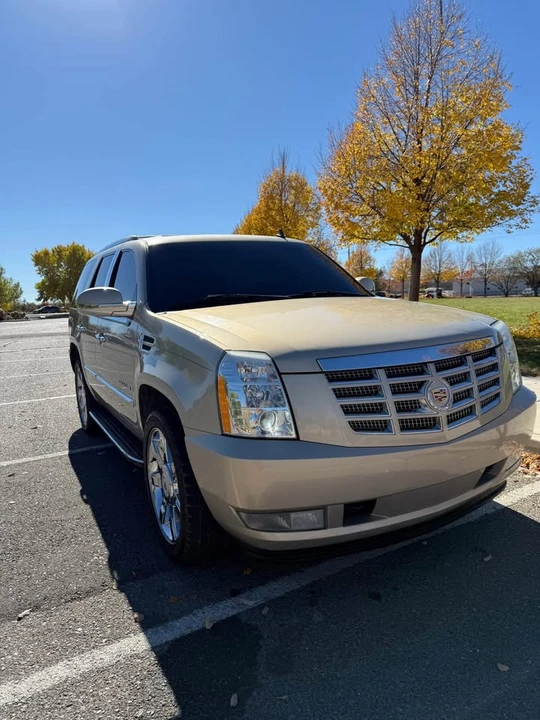 2007 Cadillac Escalade & EXT 3rd Gen - Image 4 of 9