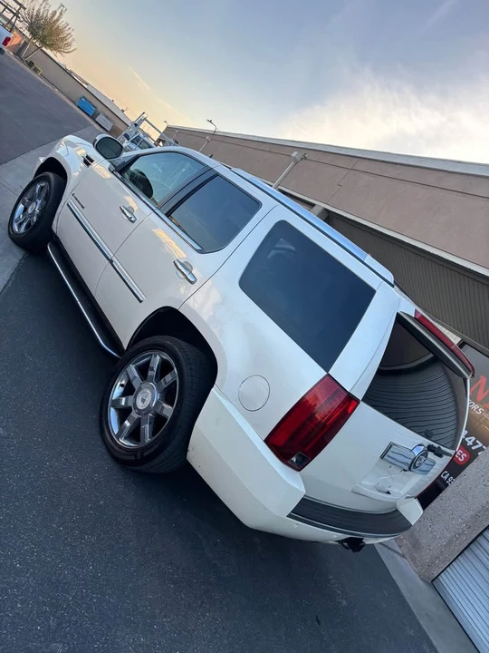 2007 Cadillac Escalade & EXT 3rd Gen - Image 4 of 16
