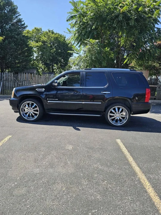 2007 Cadillac Escalade & EXT 3rd Gen - Image 6 of 13