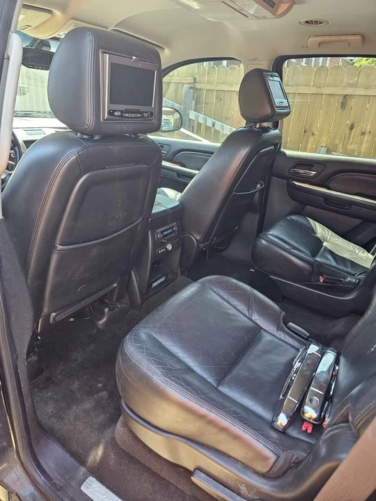 2007 Cadillac Escalade & EXT 3rd Gen - Image 13 of 13