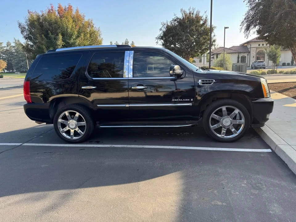 2007 Cadillac Escalade & EXT 3rd Gen - Image 8 of 13