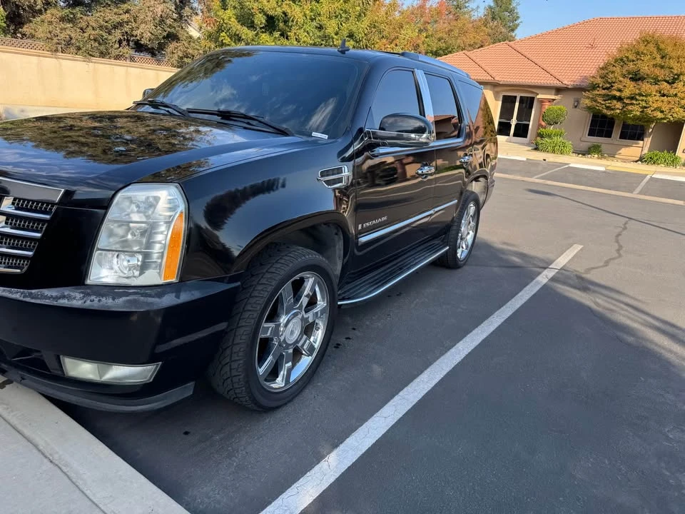 2007 Cadillac Escalade & EXT 3rd Gen - Image 4 of 13