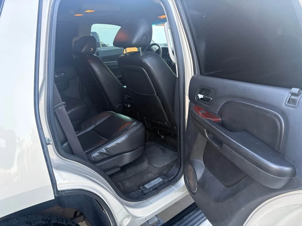 2007 Cadillac Escalade & EXT 3rd Gen - Image 4 of 10