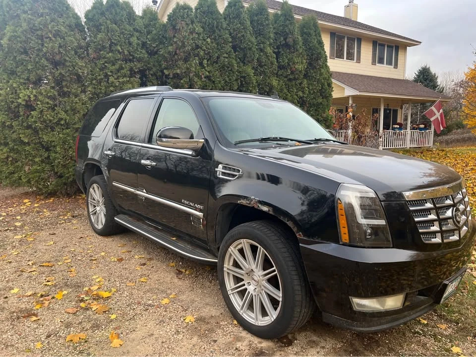 2007 Cadillac Escalade & EXT 3rd Gen - Image 3 of 7