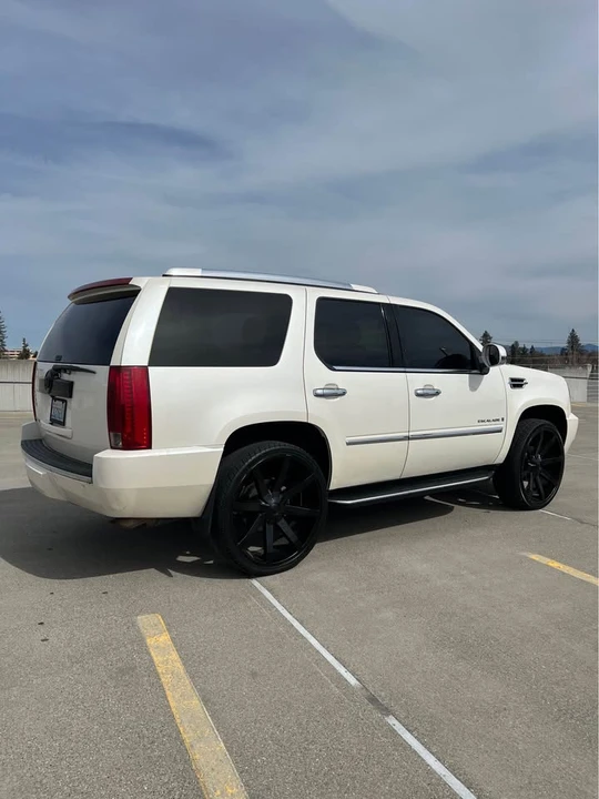 2007 Cadillac Escalade & EXT 3rd Gen - Image 7 of 15