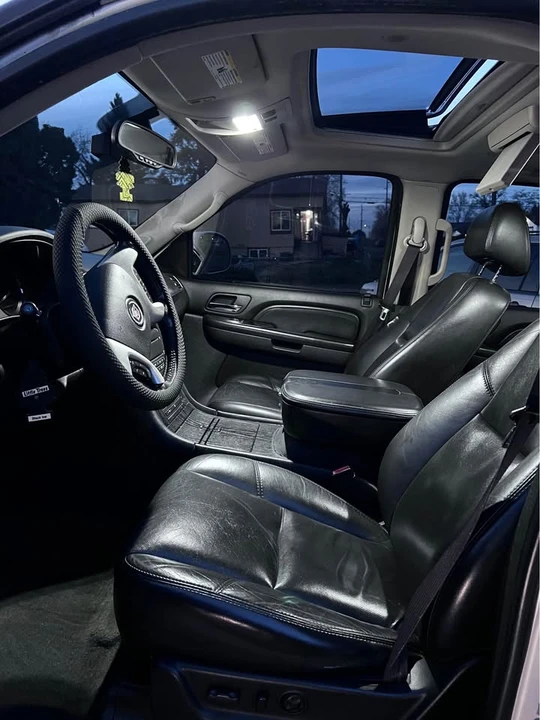 2007 Cadillac Escalade & EXT 3rd Gen - Image 10 of 15