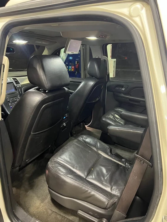 2007 Cadillac Escalade & EXT 3rd Gen - Image 12 of 15