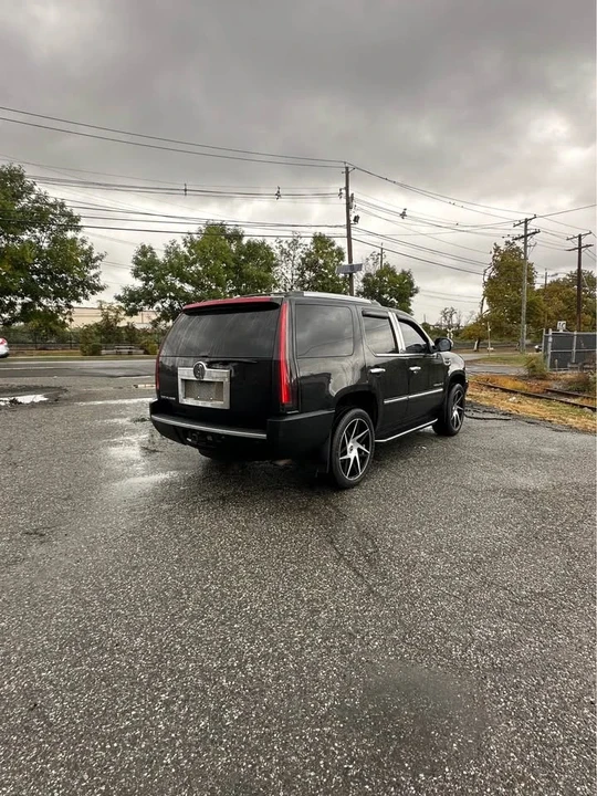 2007 Cadillac Escalade & EXT 3rd Gen - Image 5 of 20