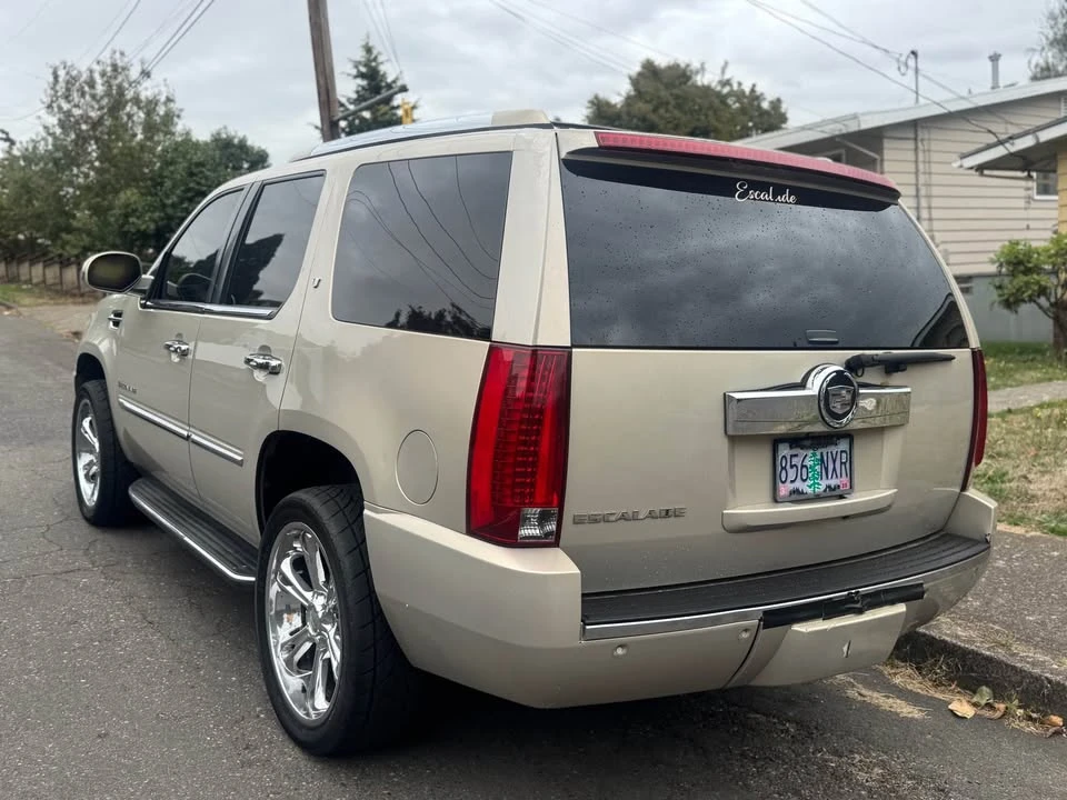 2007 Cadillac Escalade & EXT 3rd Gen - Image 4 of 8