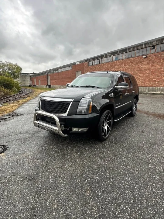 2007 Cadillac Escalade & EXT 3rd Gen - Image 9 of 20