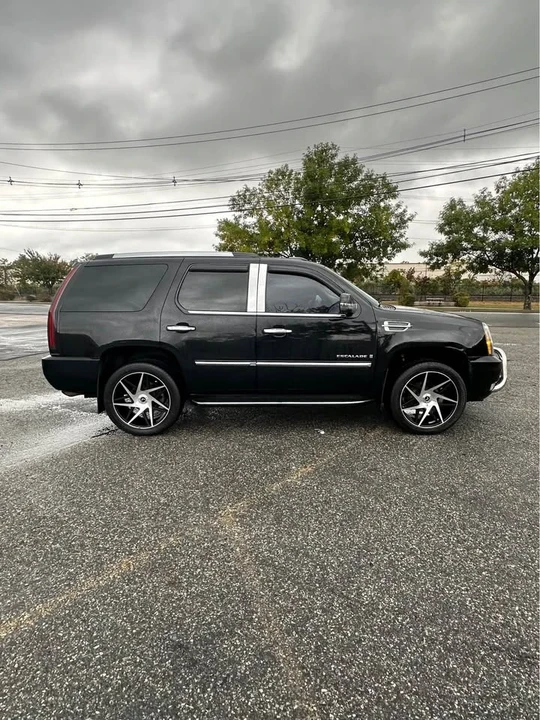 2007 Cadillac Escalade & EXT 3rd Gen - Image 6 of 20