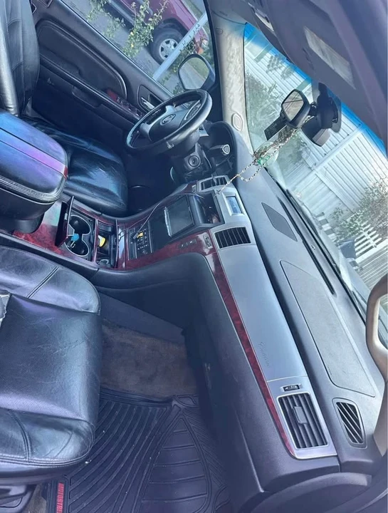 2007 Cadillac Escalade & EXT 3rd Gen - Image 3 of 4