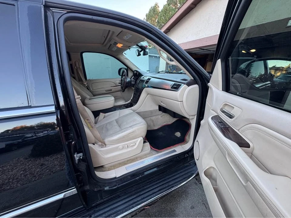 2007 Cadillac Escalade & EXT 3rd Gen - Image 9 of 11