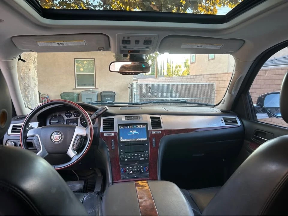 2007 Cadillac Escalade & EXT 3rd Gen - Image 13 of 14
