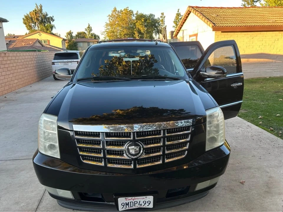 2007 Cadillac Escalade & EXT 3rd Gen - Image 4 of 14