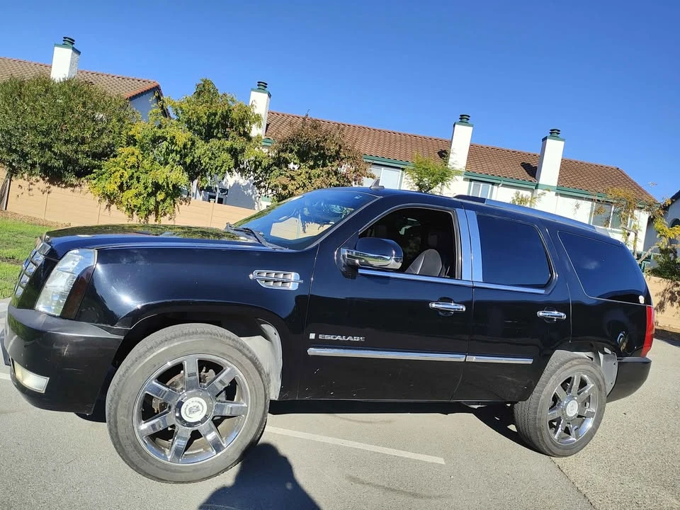 2007 Cadillac Escalade & EXT 3rd Gen - Image 8 of 17