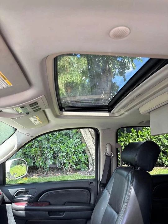 2007 Cadillac Escalade & EXT 3rd Gen - Image 12 of 13