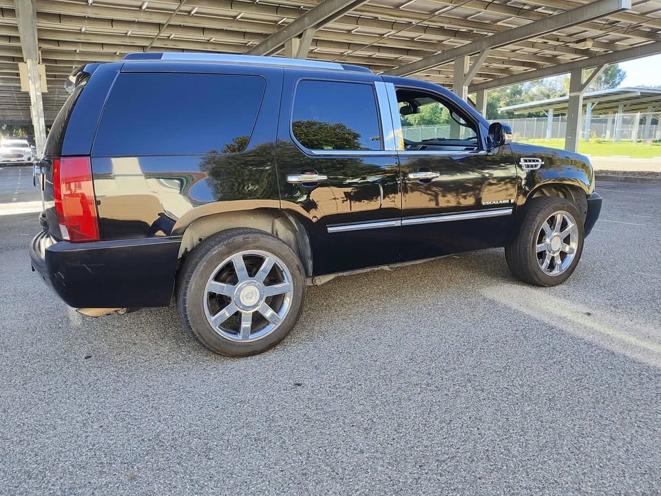 2007 Cadillac Escalade & EXT 3rd Gen - Image 12 of 17