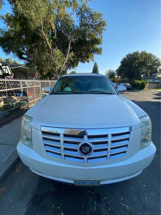 2007 Cadillac Escalade & EXT 3rd Gen - Image 5 of 6