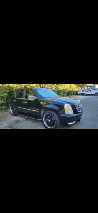 2007 Cadillac Escalade & EXT 3rd Gen - Image 3 of 5