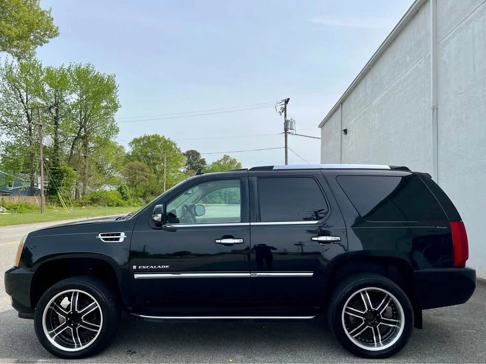 2007 Cadillac Escalade & EXT 3rd Gen - Image 8 of 20