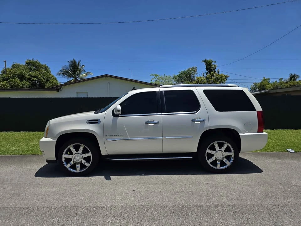 2007 Cadillac Escalade & EXT 3rd Gen - Image 5 of 19