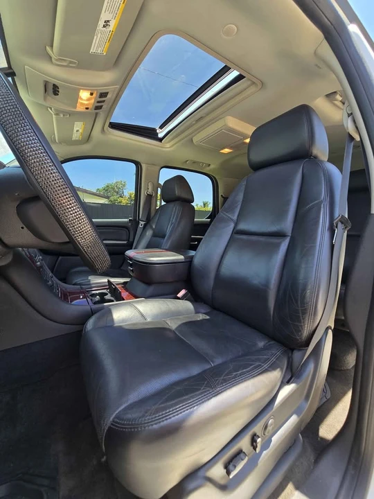 2007 Cadillac Escalade & EXT 3rd Gen - Image 16 of 19