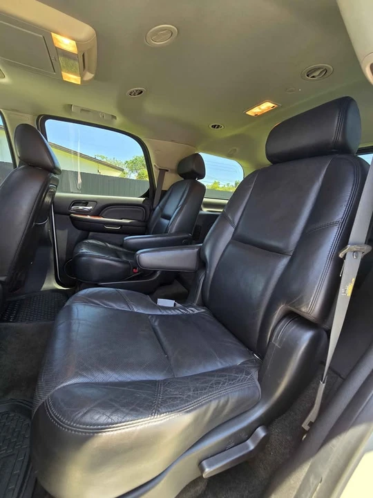 2007 Cadillac Escalade & EXT 3rd Gen - Image 12 of 19