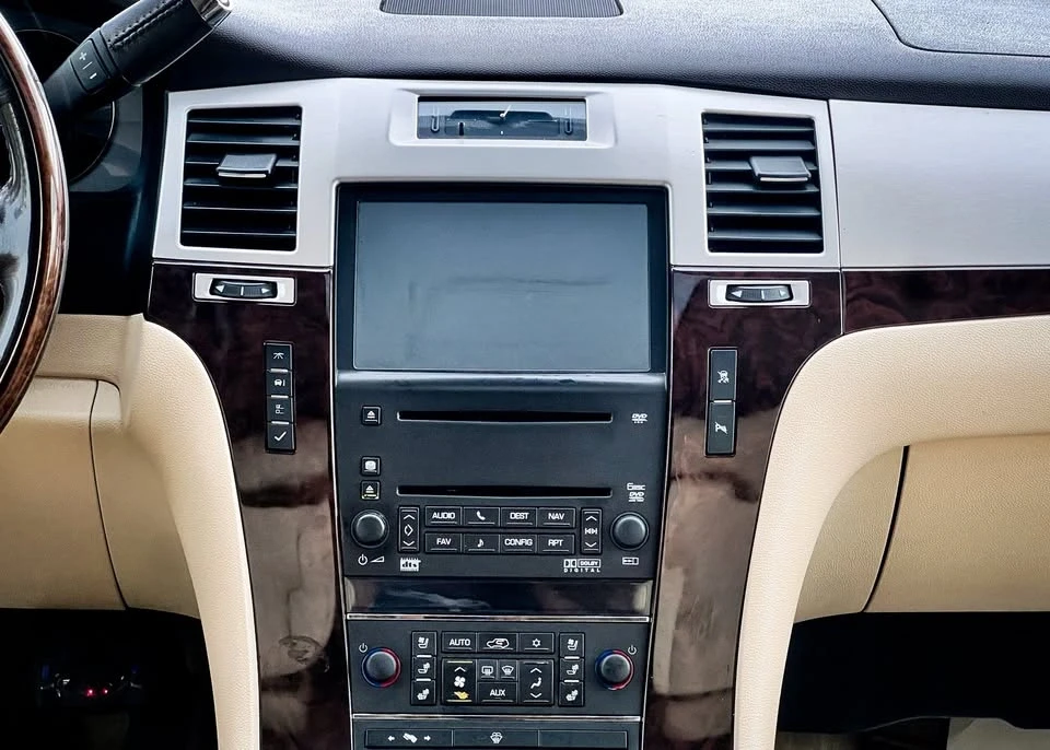 2007 Cadillac Escalade & EXT 3rd Gen - Image 17 of 20