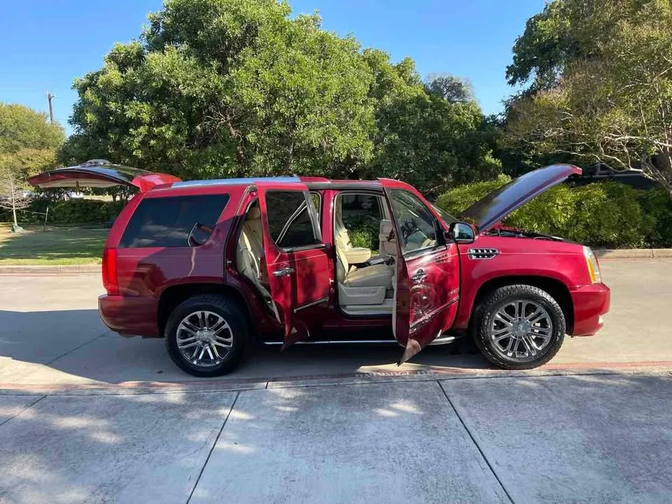 2007 Cadillac Escalade & EXT 3rd Gen - Image 12 of 20