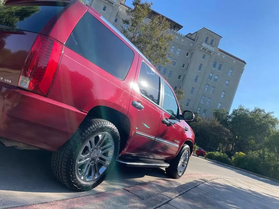 2007 Cadillac Escalade & EXT 3rd Gen - Image 10 of 20