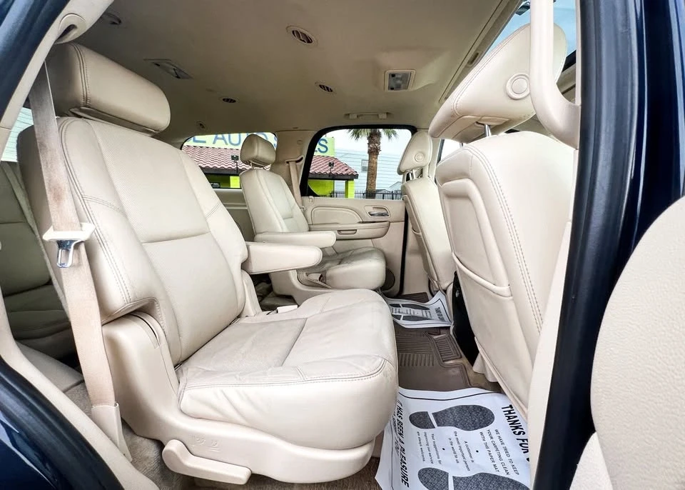 2007 Cadillac Escalade & EXT 3rd Gen - Image 12 of 20