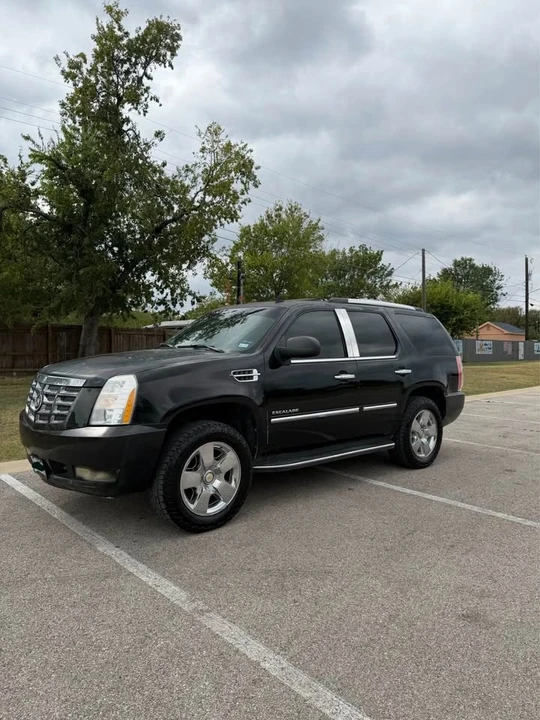2007 Cadillac Escalade & EXT 3rd Gen - Image 11 of 13
