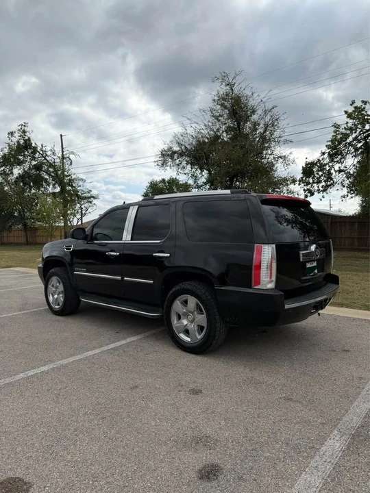 2007 Cadillac Escalade & EXT 3rd Gen - Image 12 of 13