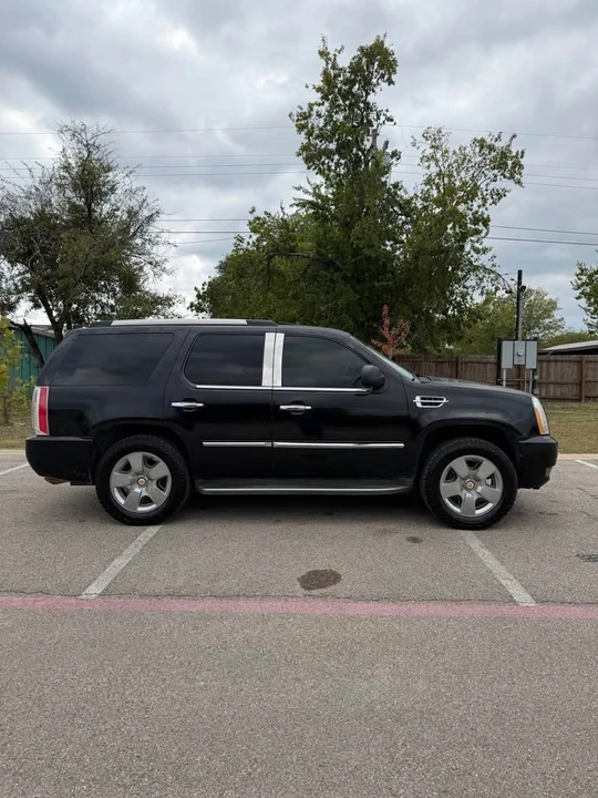 2007 Cadillac Escalade & EXT 3rd Gen - Image 13 of 13