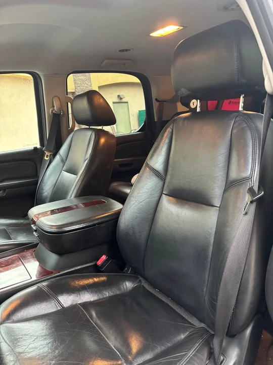 2007 Cadillac Escalade & EXT 3rd Gen - Image 6 of 10