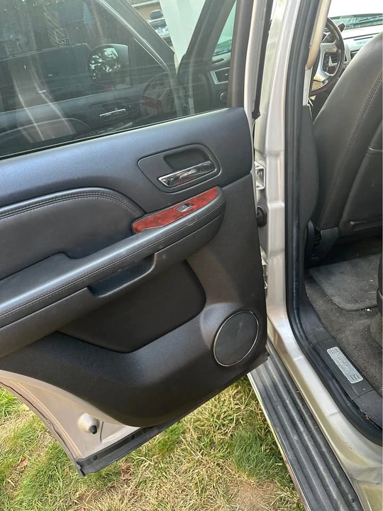 2007 Cadillac Escalade & EXT 3rd Gen - Image 5 of 5