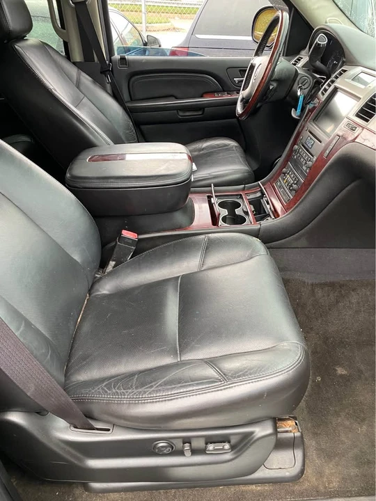 2007 Cadillac Escalade & EXT 3rd Gen - Image 13 of 13