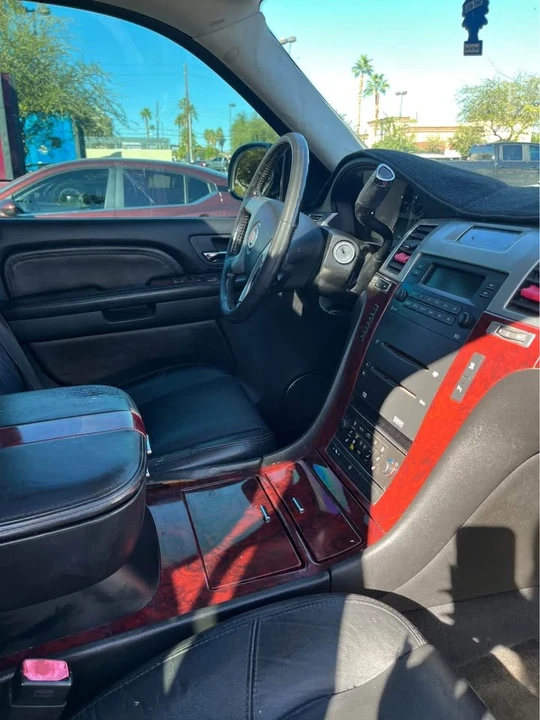 2007 Cadillac Escalade & EXT 3rd Gen - Image 16 of 17