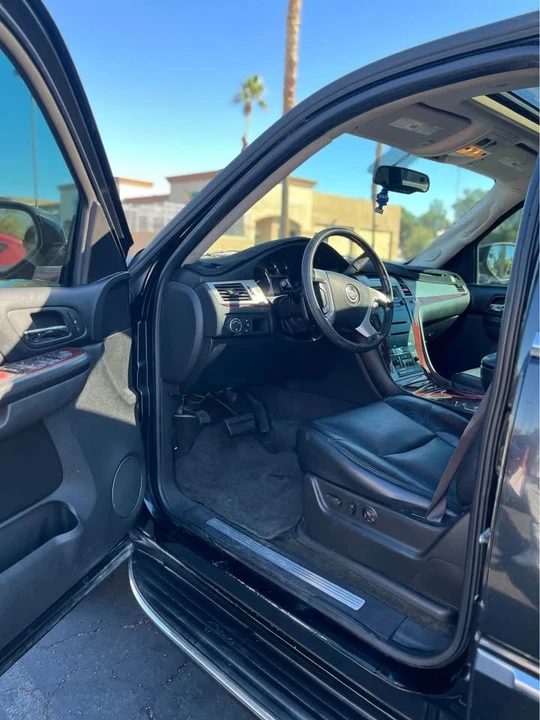 2007 Cadillac Escalade & EXT 3rd Gen - Image 4 of 17