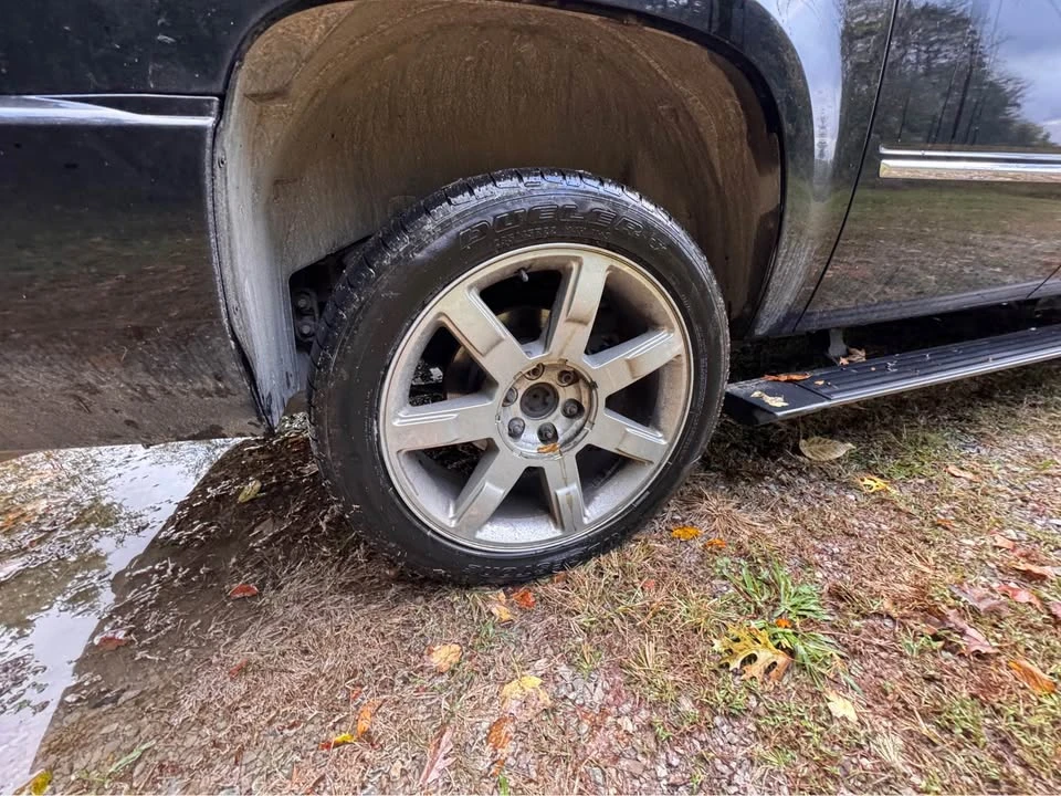 2007 Cadillac Escalade & EXT 3rd Gen - Image 4 of 15