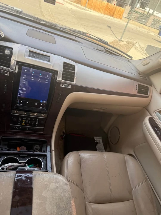 2007 Cadillac Escalade & EXT 3rd Gen - Image 3 of 5