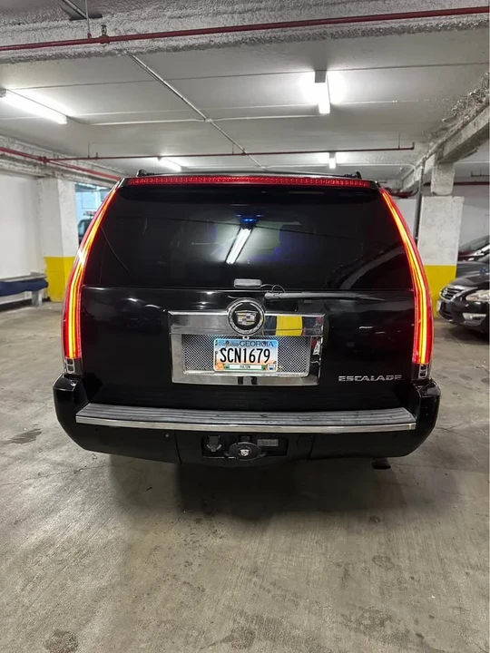 2007 Cadillac Escalade & EXT 3rd Gen - Image 4 of 4