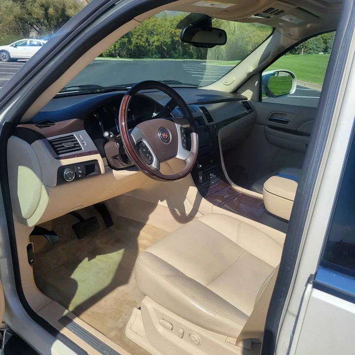 2007 Cadillac Escalade & EXT 3rd Gen - Image 6 of 17