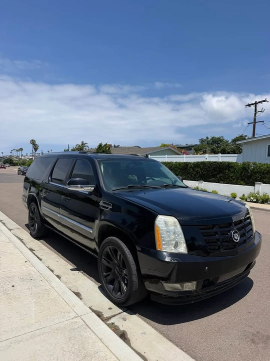 2007 Cadillac Escalade & EXT 3rd Gen - Image 4 of 9